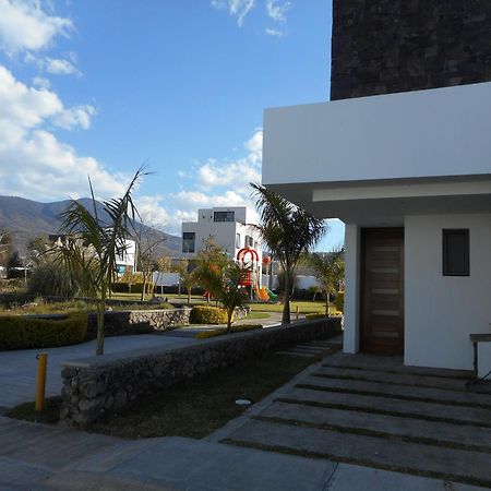 Hermosa Casa En Orilla Del Lago -Zona De Villedos- San Cristobal Zapotitlan المظهر الخارجي الصورة
