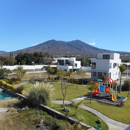 Hermosa Casa En Orilla Del Lago -Zona De Villedos- San Cristobal Zapotitlan المظهر الخارجي الصورة