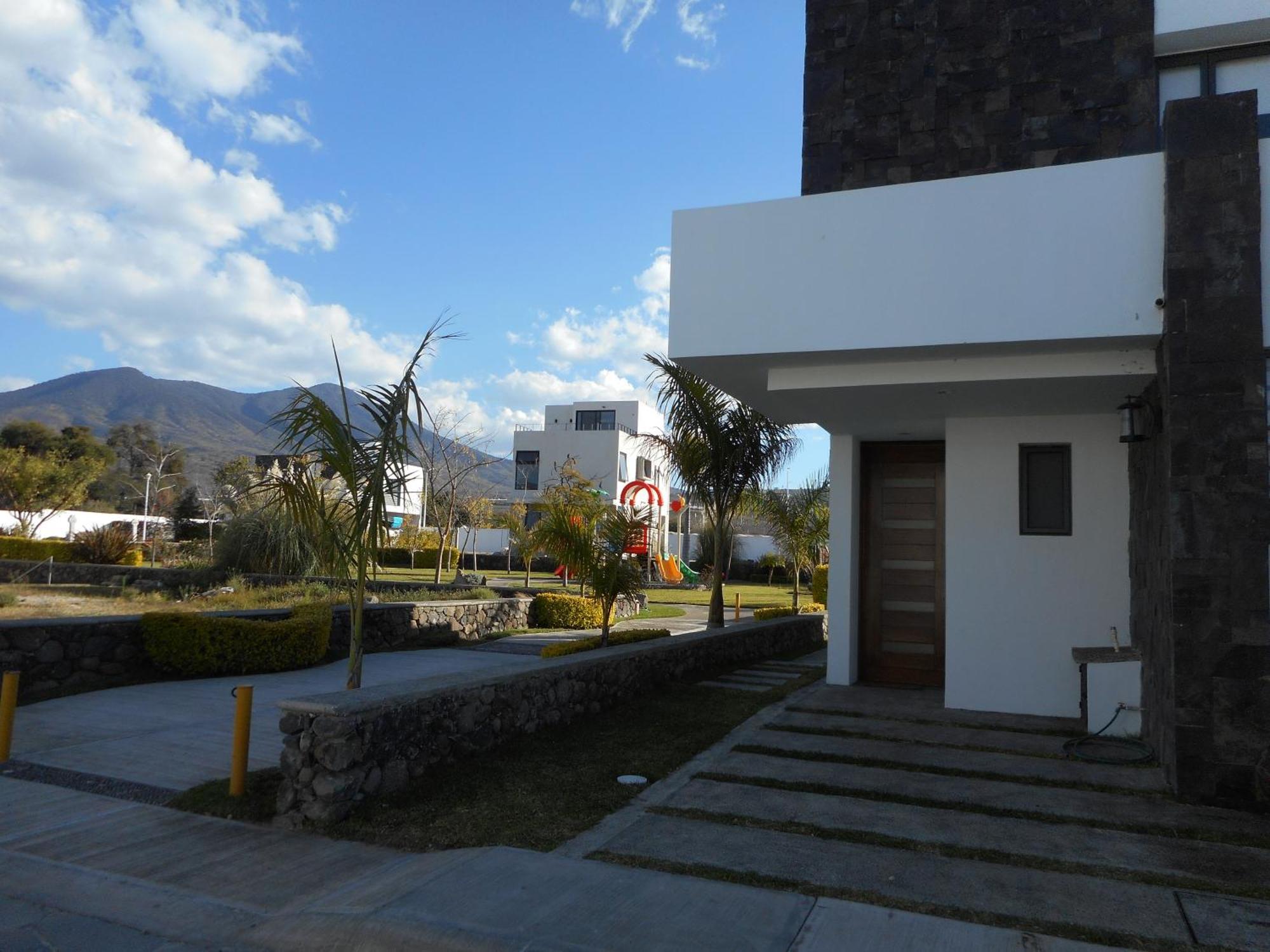 Hermosa Casa En Orilla Del Lago -Zona De Villedos- San Cristobal Zapotitlan المظهر الخارجي الصورة